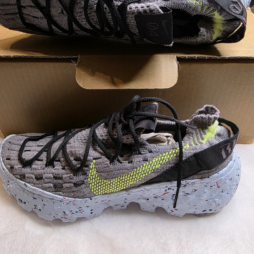 Dead Stock Space Hippie 04 'Grey Volt